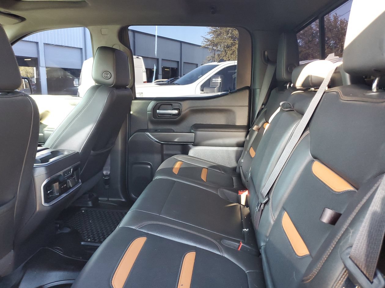 Used 2021 GMC Sierra 1500 AT4 w/ AT4 Premium Package AWD/4WD image 11