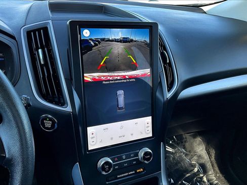 Used 2024 Ford Edge SEL image 14