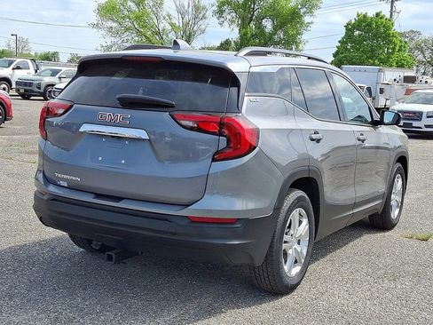 Used 2020 GMC Terrain SLE w/ Driver Convenience Package image 11