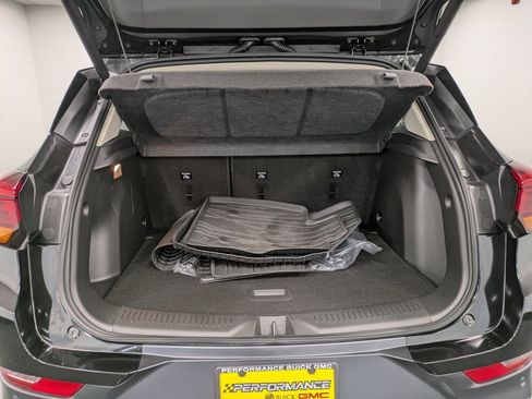 Used 2022 Buick Encore GX Essence w/ Advanced Technology Package image 24