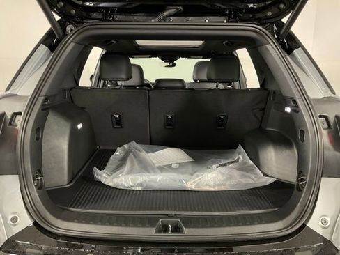 New 2026 GMC Terrain AT4 w/ Convenience Package III image 41