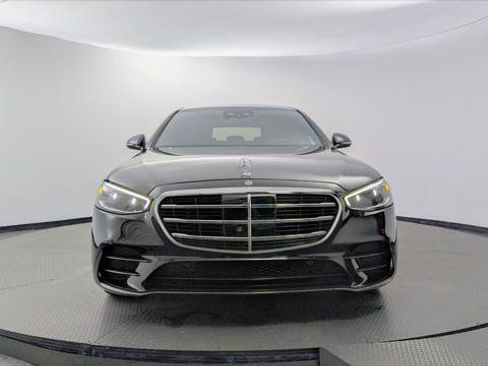 Used 2023 Mercedes-Benz S 500 4MATIC image 10