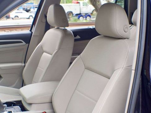 Used 2022 Volkswagen Atlas SE image 18