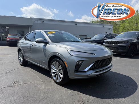 Used 2024 Buick Envista Avenir image 1