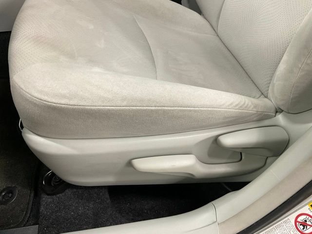 Used 2012 Toyota Prius Three FWD image 30