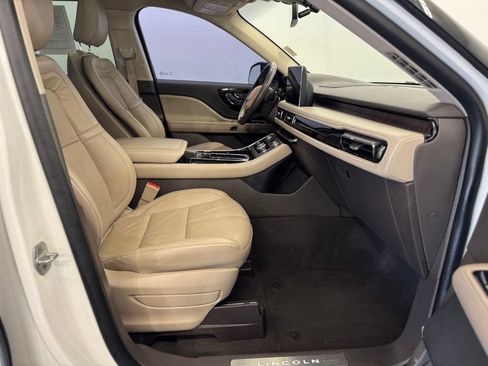 Used 2022 Lincoln Aviator Reserve w/ Elements Package Plus AWD/4WD image 27