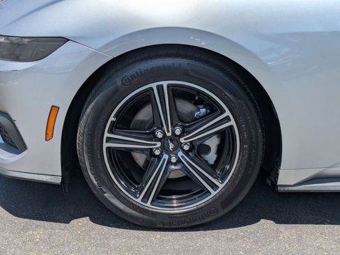 Used 2025 Ford Mustang Premium RWD image 13