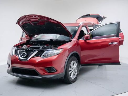 Used 2016 Nissan Rogue SV AWD/4WD image 17