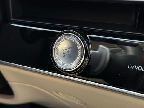 New 2026 Genesis GV70 2.5T Advanced image 37