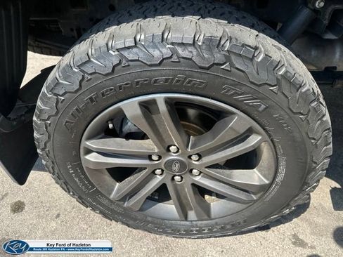 Used 2021 Ford F150 Lariat w/ Equipment Group 502A High AWD/4WD image 11