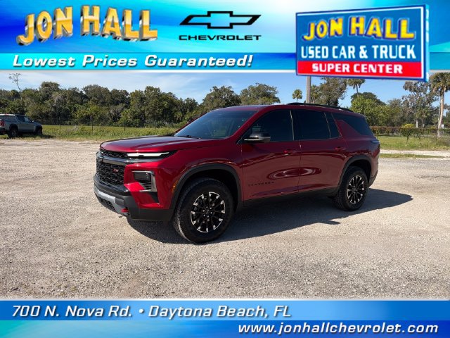 Used 2025 Chevrolet Traverse Z71 w/ Enhanced Driving Package AWD/4WD image 2