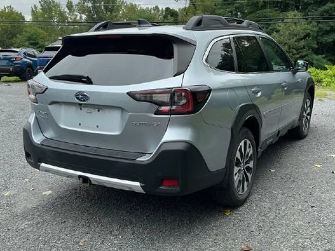 Certified 2024 Subaru Outback Limited AWD/4WD image 5