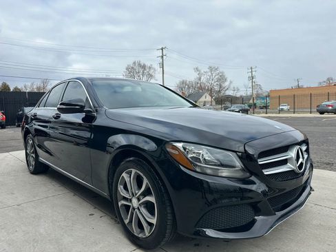 Used 2015 Mercedes-Benz C 300 C 300 4MATIC Sedan 4D image 3