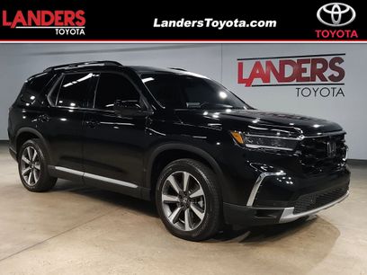Used 2025 Honda Pilot Elite