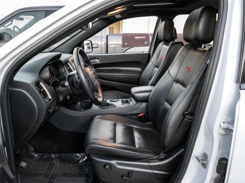 Used 2018 Dodge Durango R/T w/ Blacktop Package image 3