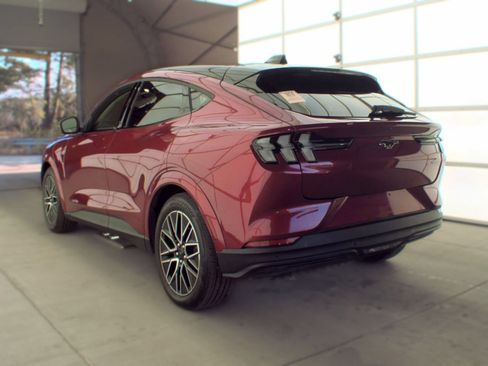 Used 2025 Ford Mustang Mach-E Premium AWD/4WD image 4