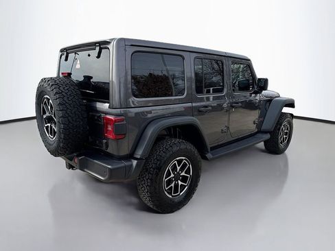 Used 2026 Jeep Wrangler Unlimited Rubicon w/ Safety Group AWD/4WD image 7