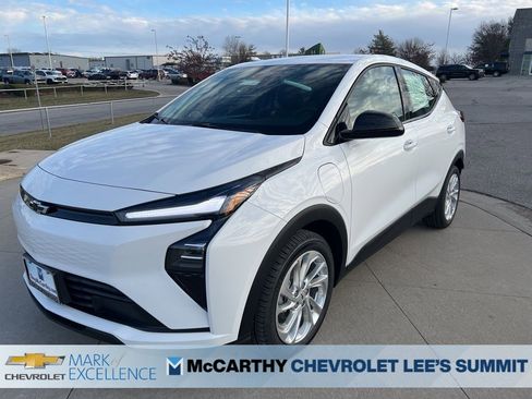 New 2027 Chevrolet Bolt LT image 4