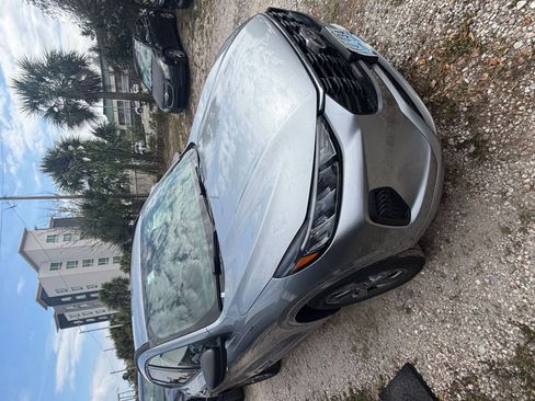 Used 2024 Ford Escape ST-Line image 8