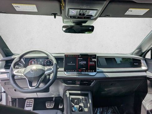 New 2026 Volkswagen Tiguan SE R-Line AWD/4WD image 13