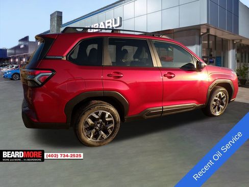 Used 2025 Subaru Forester Premium image 10