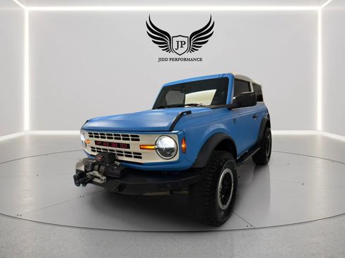 Used 2023 Ford Bronco 2-Door w/ Sasquatch Package AWD/4WD image 3