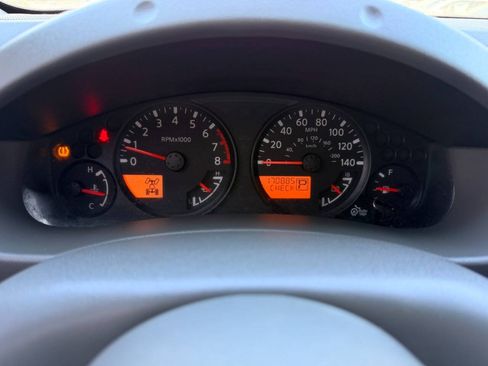 Used 2019 Nissan Frontier SV AWD/4WD image 38