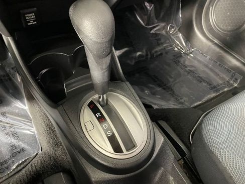 Used 2009 Honda Fit Sport image 9