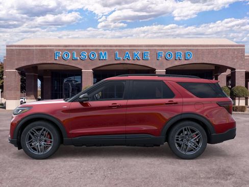 New 2026 Ford Explorer ST-Line w/ ST-Line Street Pack AWD/4WD image 3