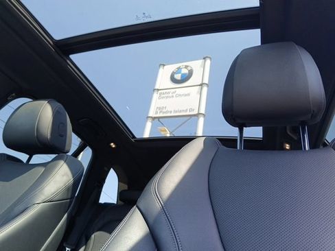 Used 2022 BMW X5 xDrive40i w/ Premium Package AWD/4WD image 28