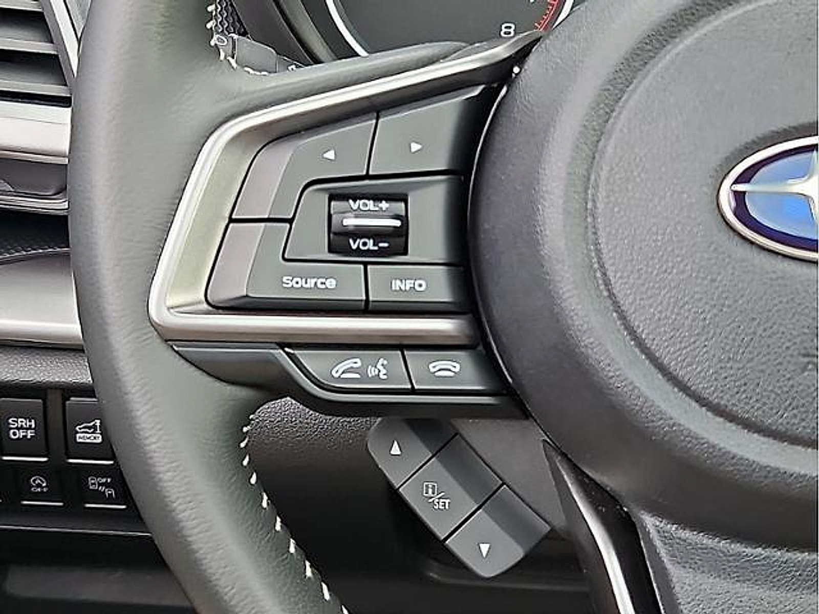 Used 2024 Subaru Forester Premium AWD/4WD image 21