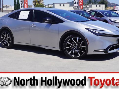 Used 2023 Toyota Prius Prime FWD image 1