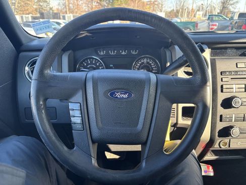 Used 2011 Ford F150 XLT image 9