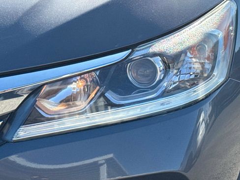 Certified 2017 Honda Accord LX image 10