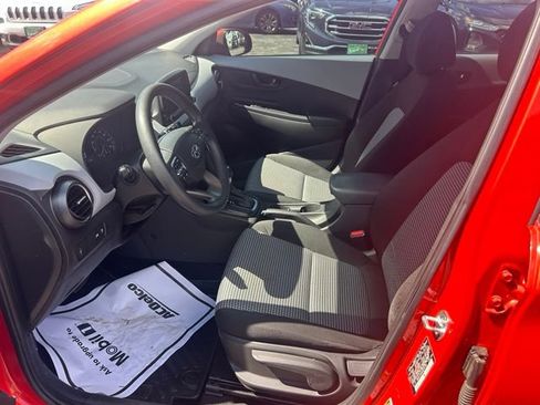Used 2019 Hyundai Kona SE FWD image 13