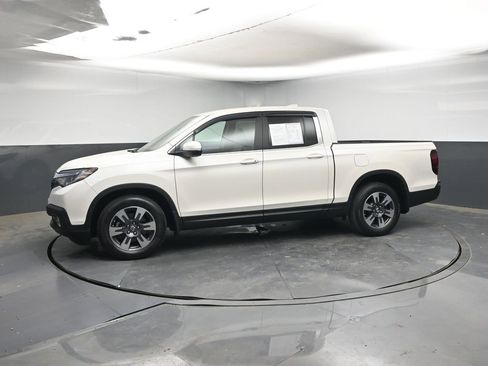 Used 2017 Honda Ridgeline RTL-T image 2