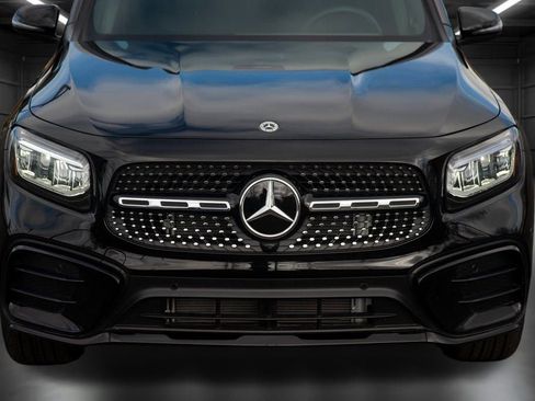 Certified 2025 Mercedes-Benz GLB 250 4MATIC image 14