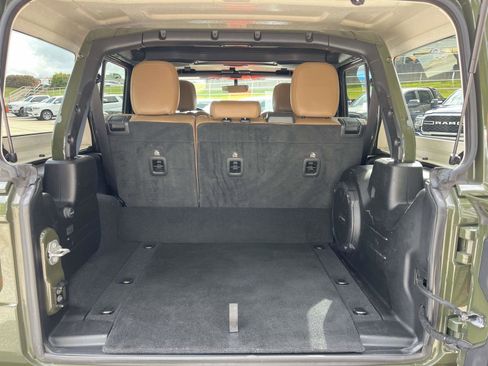 Used 2022 Jeep Wrangler Unlimited Sahara w/ Safety Group image 35