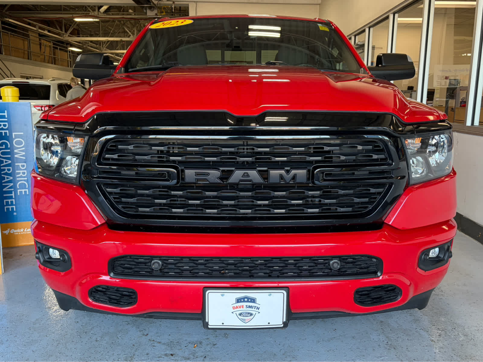 Used 2023 RAM 1500 Big Horn AWD/4WD image 3