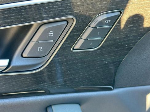 Certified 2025 Audi Q8 Premium w/ Convenience Package image 23