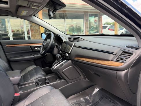 Used 2018 Honda CR-V Touring image 23