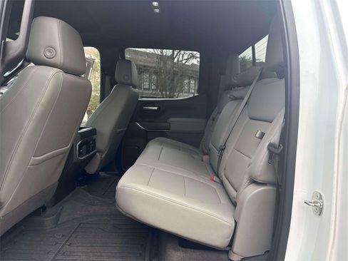 Used 2022 GMC Sierra 1500 SLT image 23