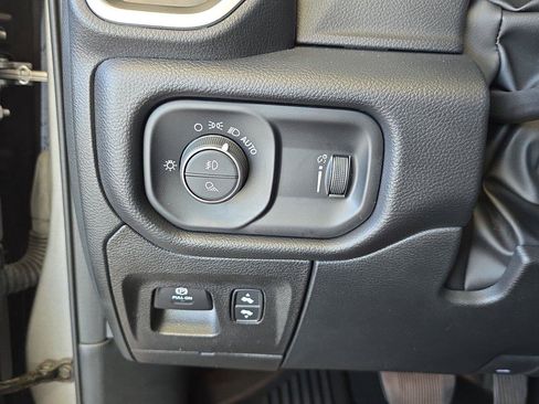 Used 2022 RAM 1500 Big Horn AWD/4WD image 25