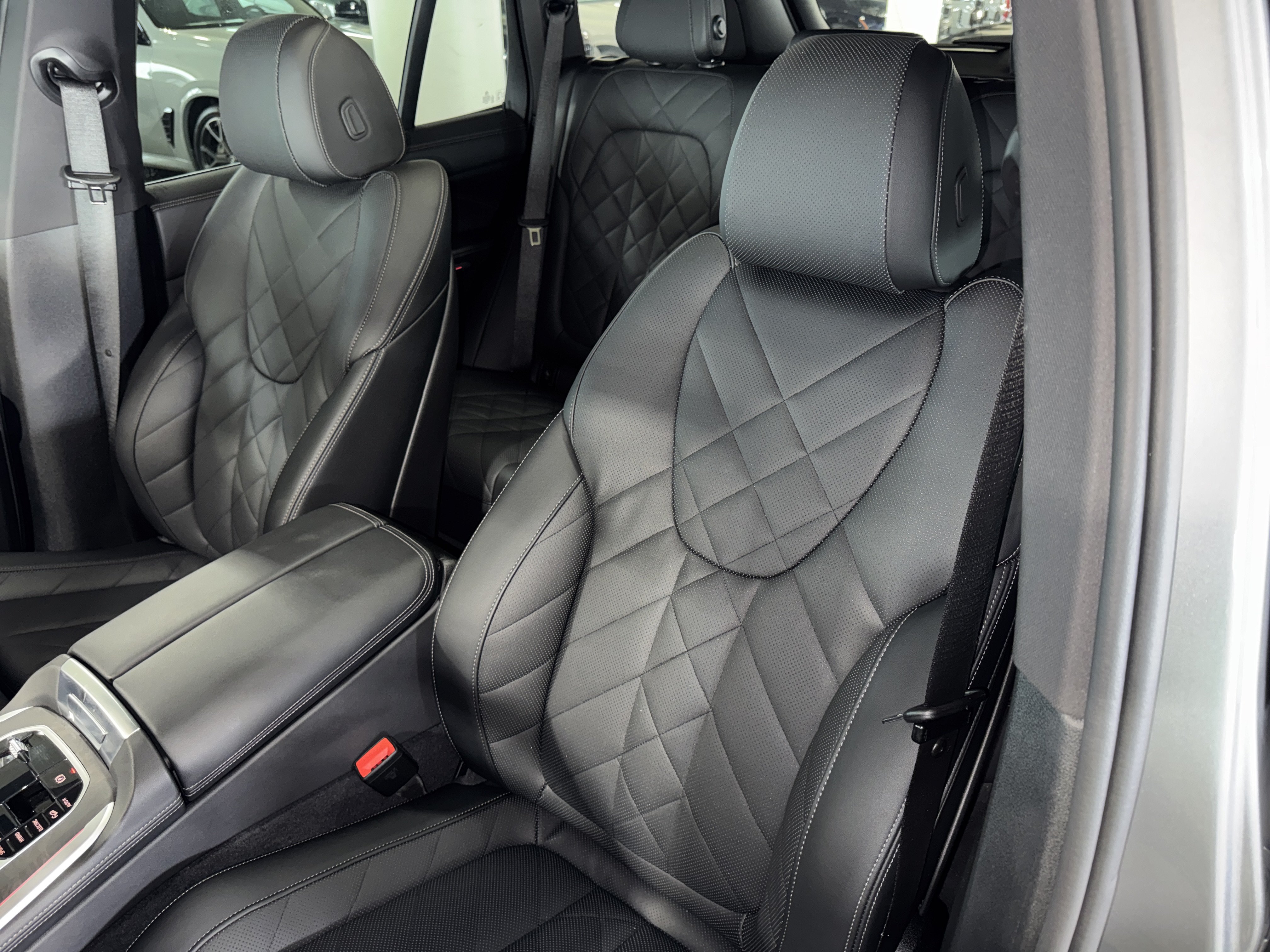 Certified 2025 BMW X5 xDrive50e AWD/4WD image 33