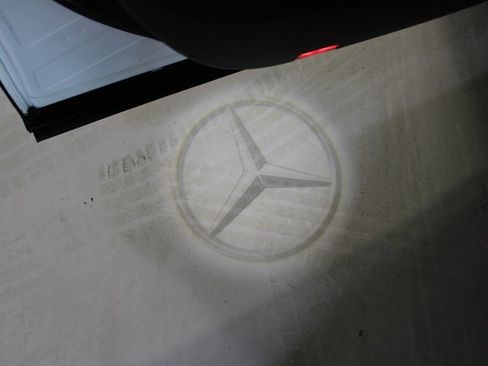 Used 2020 Mercedes-Benz GLB 250 image 22