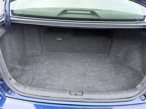 Used 2017 Honda Accord Touring image 12