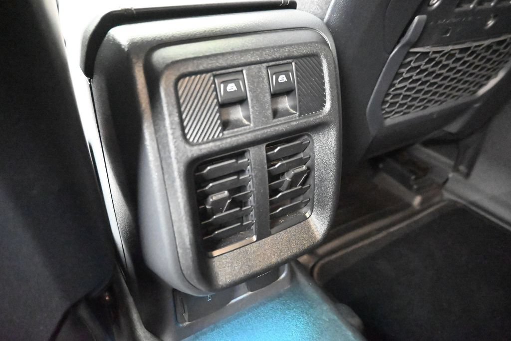 Used 2025 Ford Bronco Badlands AWD/4WD image 27