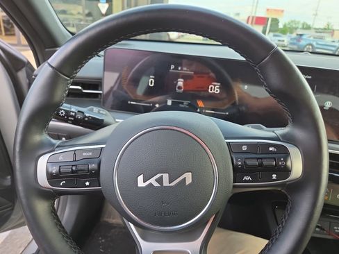 Used 2025 Kia K5 GT-Line w/ GT-Line Premium Package AWD/4WD image 8