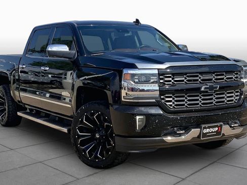 Used 2018 Chevrolet Silverado 1500 High Country AWD/4WD image 3