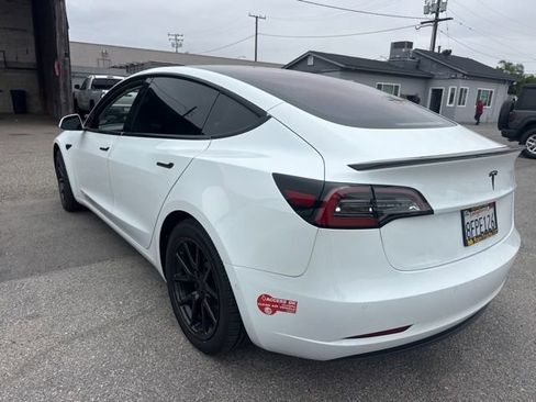Used 2018 Tesla Model 3 Long Range RWD image 7